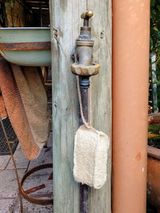 Gardeners Tap Loofah Soap